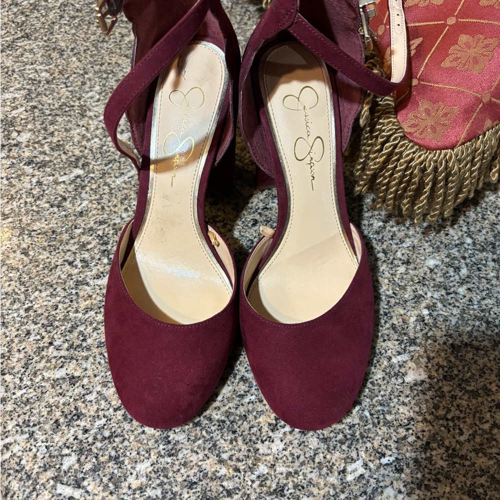 Jessica Simpson Red Heels Elegant Design